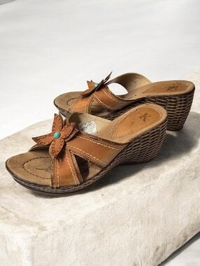 Leather Floral‎ Slide Sandals Size 37 • Brown Boho Turquoise Detail
